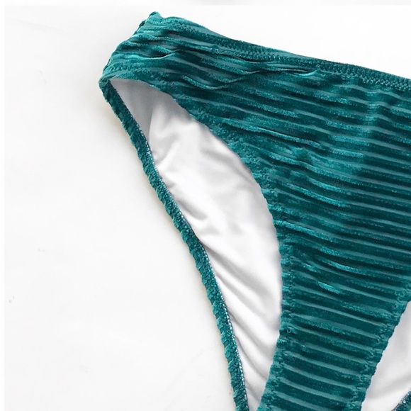 SOLD OUT - Picture 6 of 8